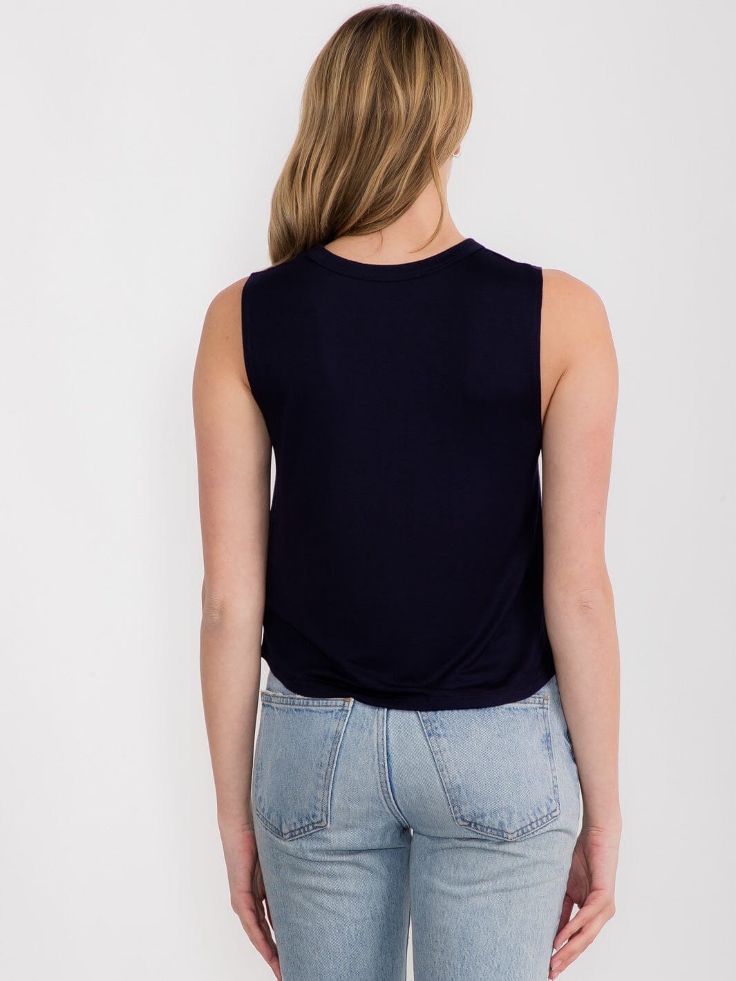 WOMEN'S SLEEVELESS BASIC GRAPHIC TANK TOP