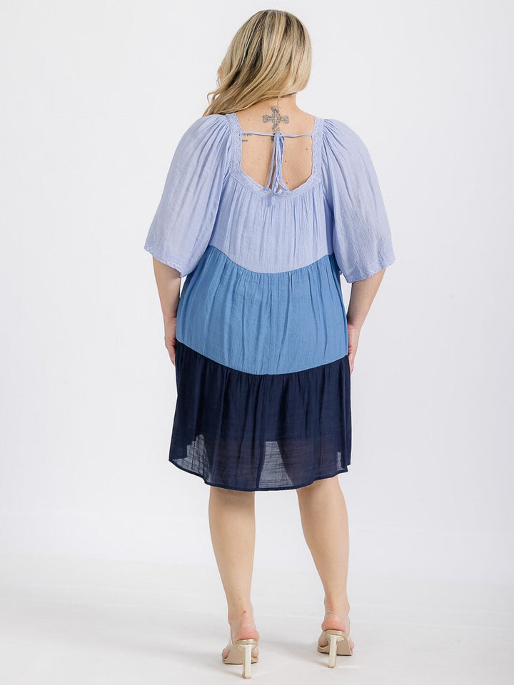 PLUS SIZE SHORT SLEEVE SQUARE NECK TIERED COLORBLOCK TUNIC MINI DRESS