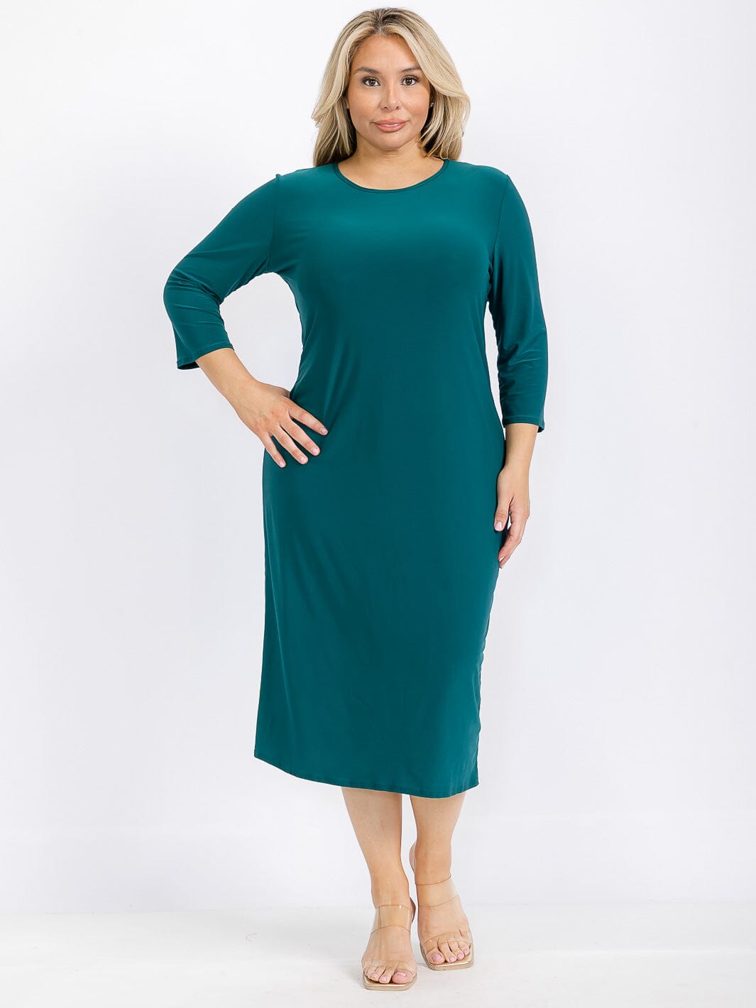 PLUS SIZE 3/4 SLEEVE SOLID MIDI DRESS