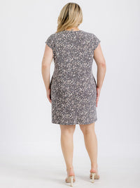 PLUS SIZE SHORT SLEEVE V-NECK ANIMAL PRINT FRONT POCKETS TUNIC MINI DRESS