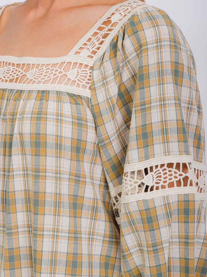 WOMEN'S LONG SLEEVE SQUARE NECK PLAID CROCHET TRIM BLOUSE