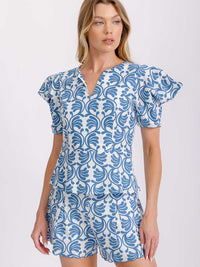 WOMEN'S SHORT RUFFLE SLEEVE V-NECK MULTI PRINT BLOUSE