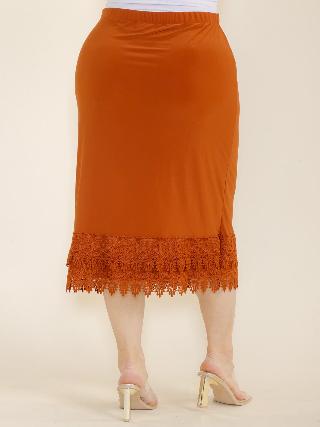 PLUS SIZE ELASTIC WAIST CROCHET BOTTOM HEM MIDI SKIRT