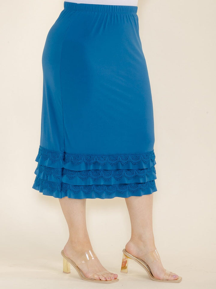 PLUS SIZE ELASTIC WAIST CROCHET BOTTOM HEM MIDI SKIRT