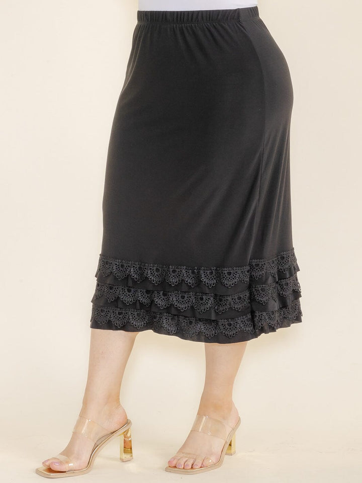 PLUS SIZE ELASTIC WAIST CROCHET BOTTOM HEM MIDI SKIRT