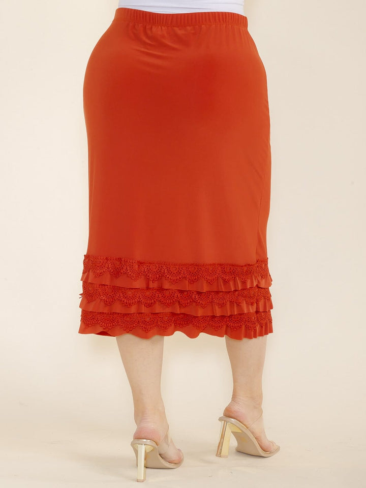 PLUS SIZE ELASTIC WAIST CROCHET BOTTOM HEM MIDI SKIRT