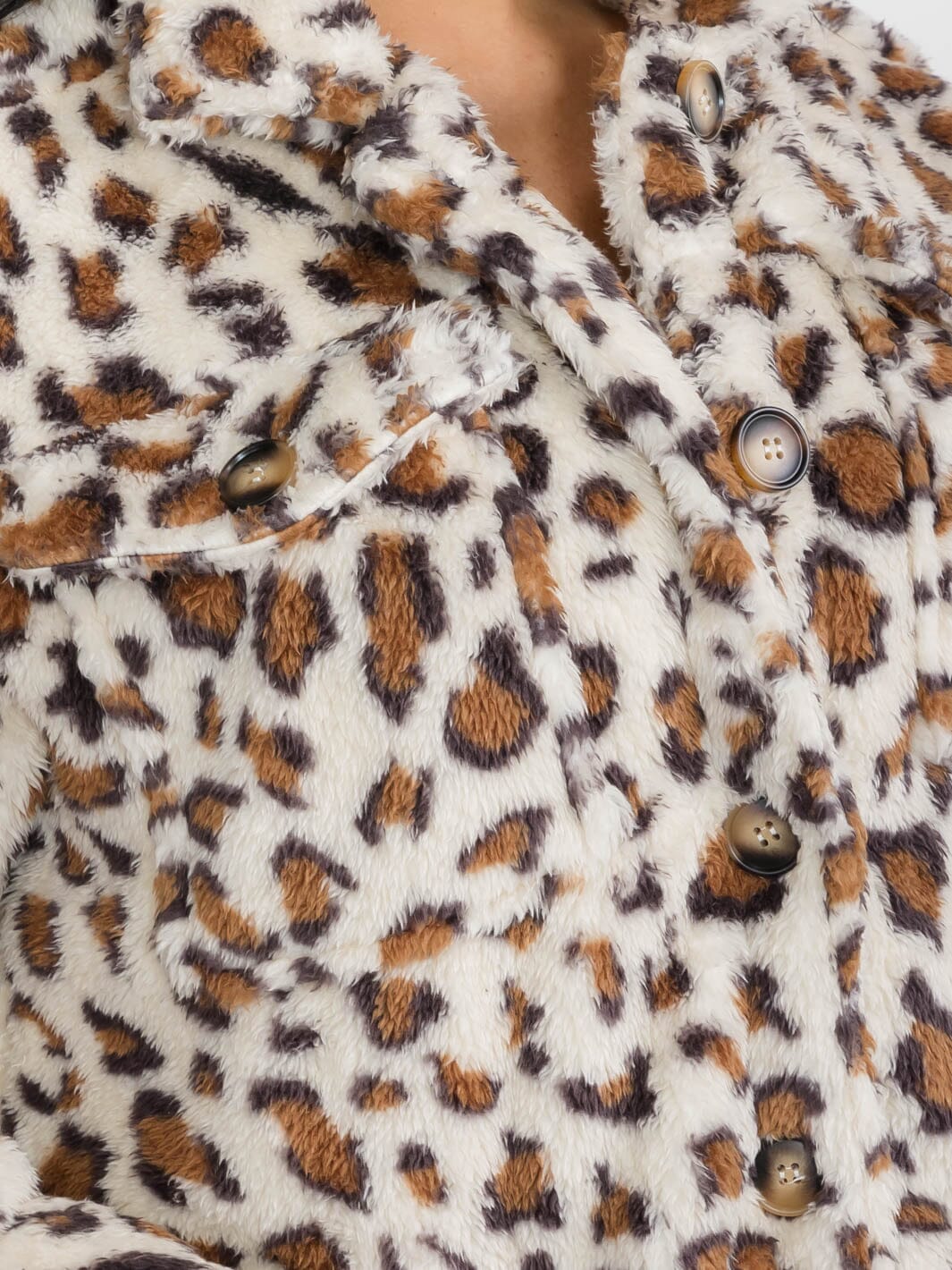 WOMEN'S LONG SLEEVES BUTTON CLOSURE FRONT POCKETS ANIMAL PRINT SHERPA JACKET