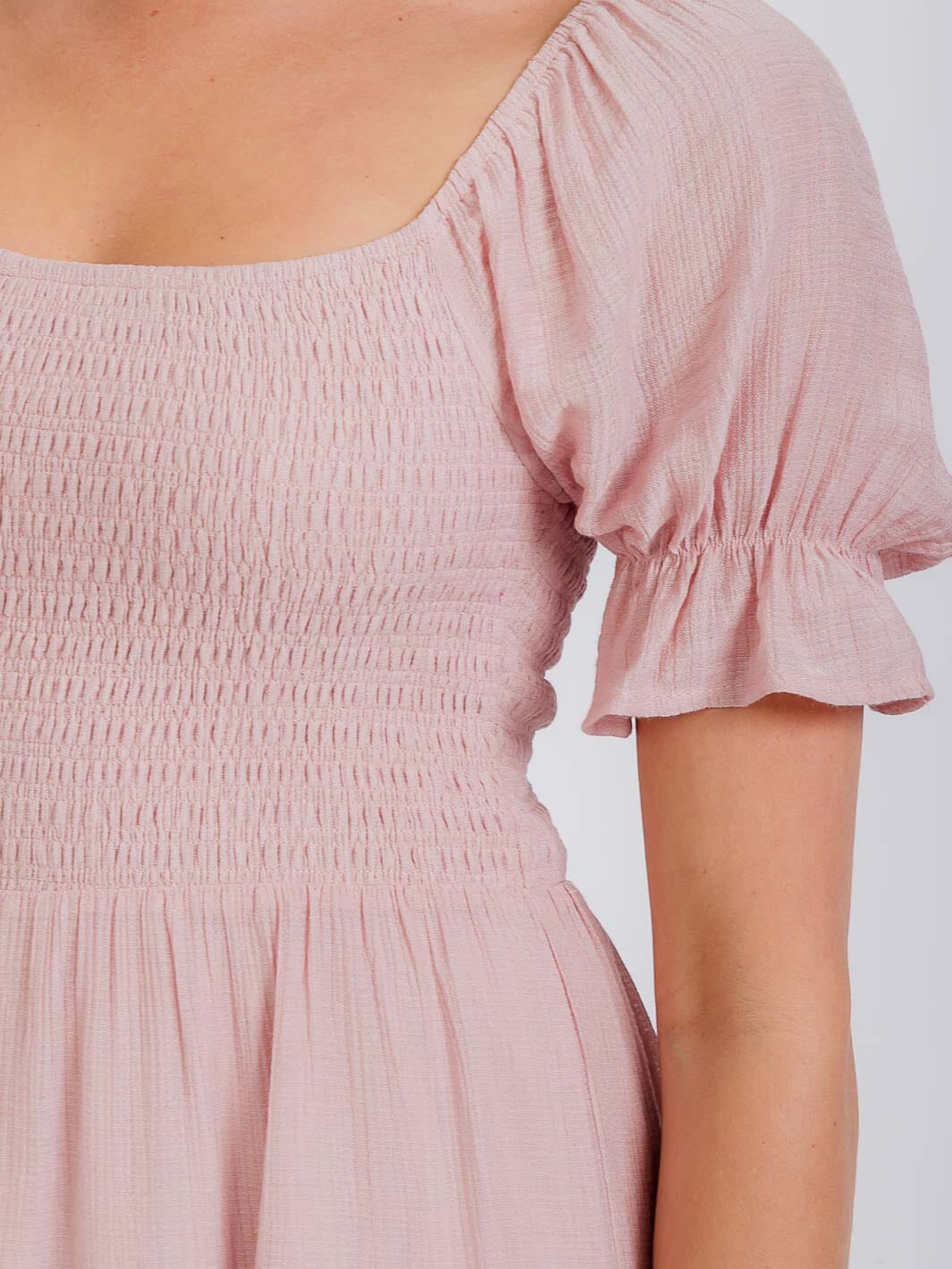 WOMEN'S SHORT SLEEVE SMOCKED TIERED MINI DRESS