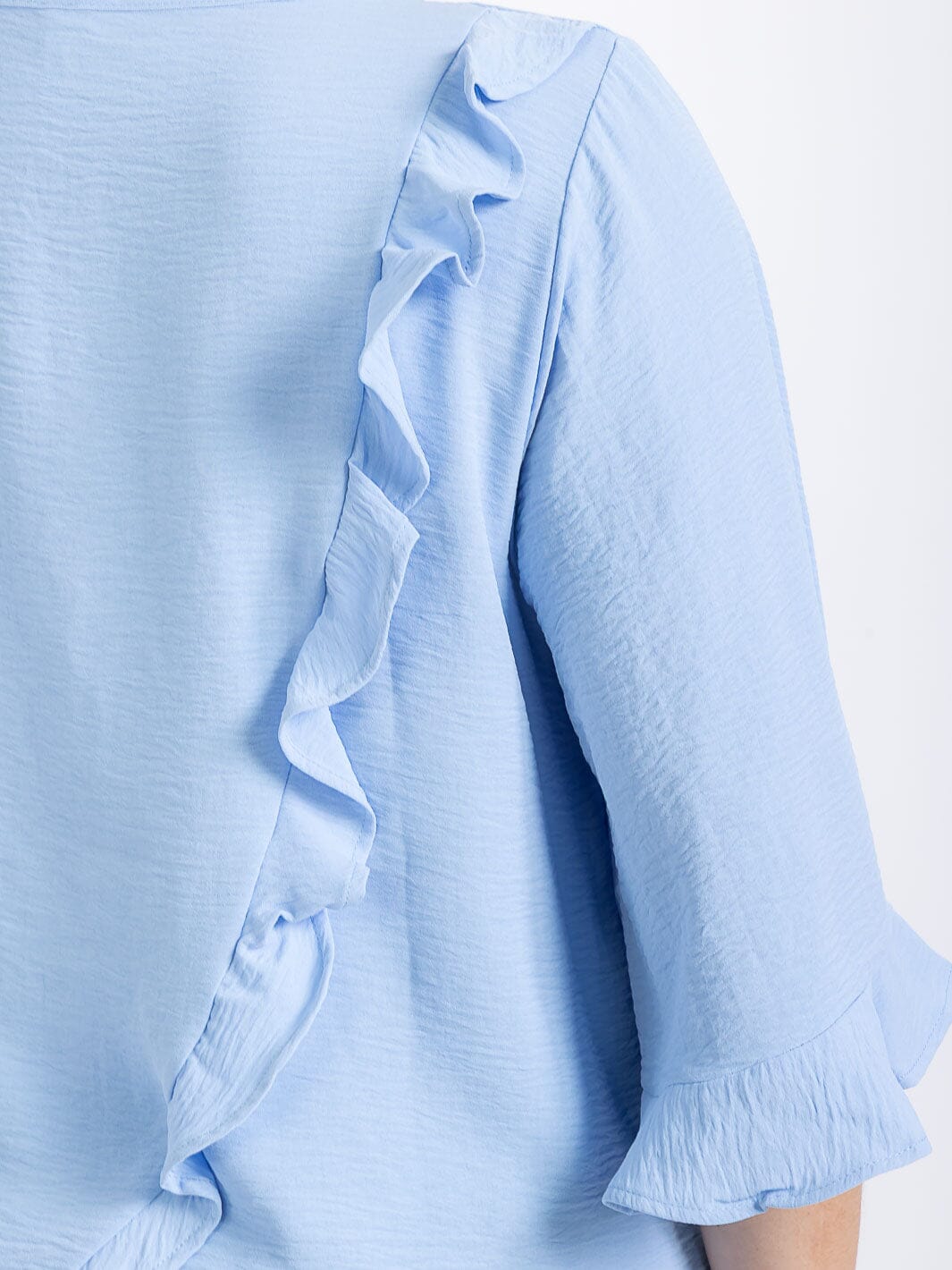 PLUS SIZE SHORT SLEEVE BACK RUFFLE TUNIC BLOUSE