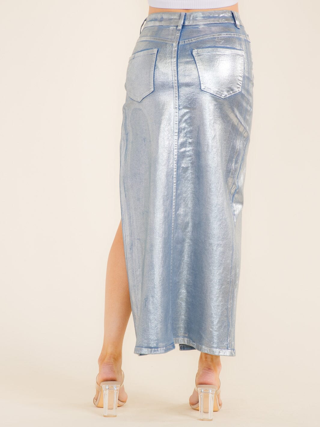 WOMEN'S BUTTON CLOSURE SIDE SLIT POCKETS SHIMMER DENIM MAXI SKIRT