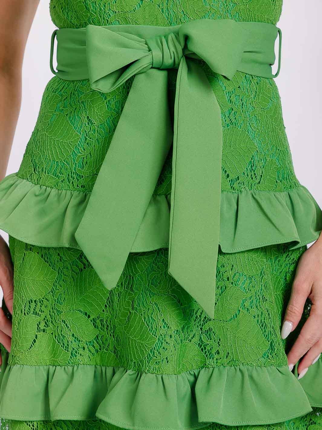 WOMEN'S SLEEVELESS HALTER NECK RUFFLE TIERED LACE SELF TIE MIDI DRESS