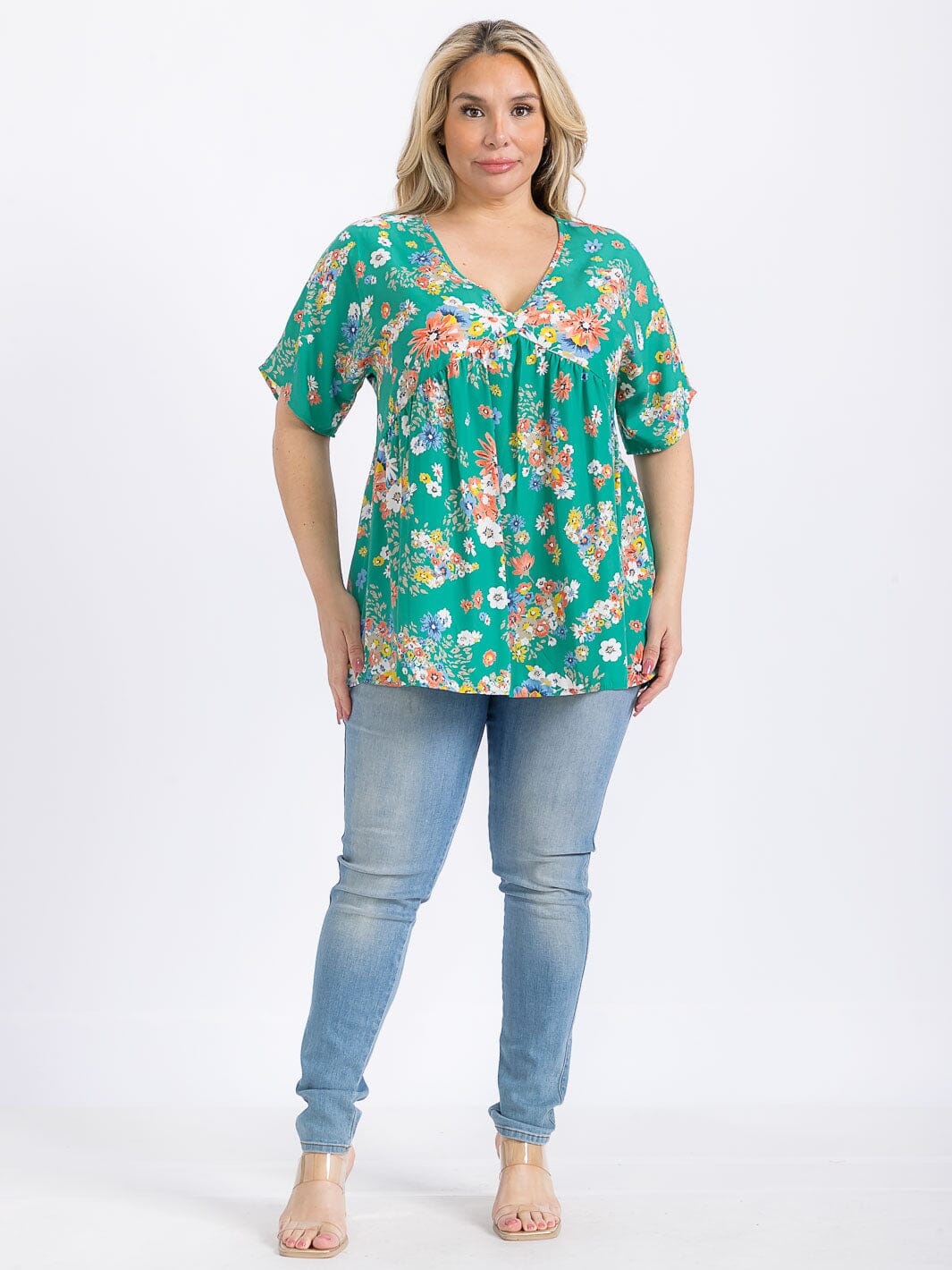 PLUS SIZE SHORT SLEEVE V-NECK FLORAL PRINT BLOUSE