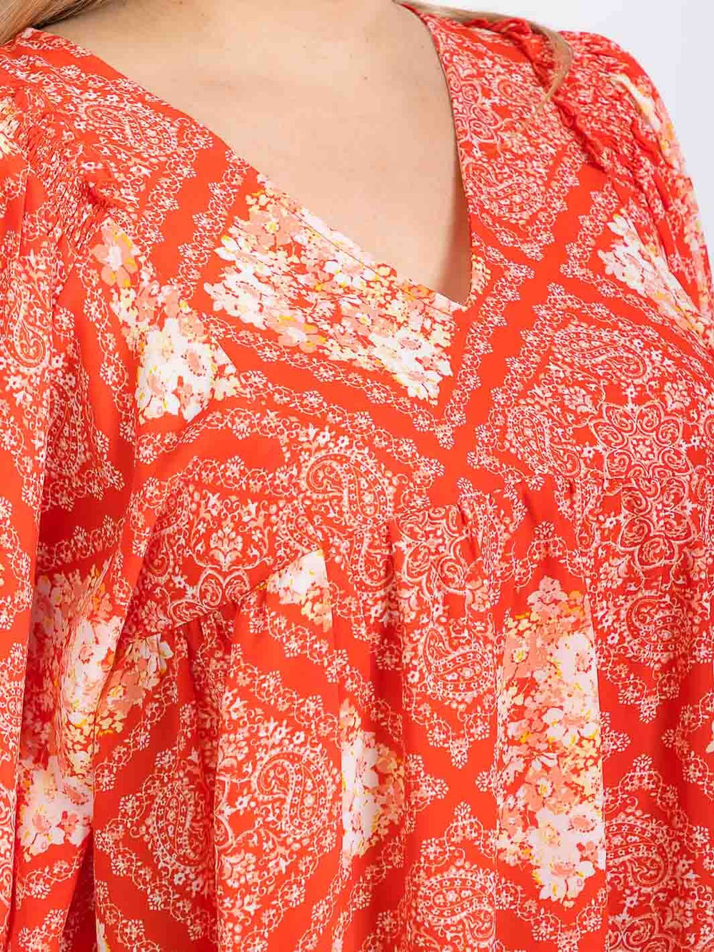 PLUS SIZE LONG SLEEVE V-NECK MULTI PRINT HIGH-LOW BLOUSE