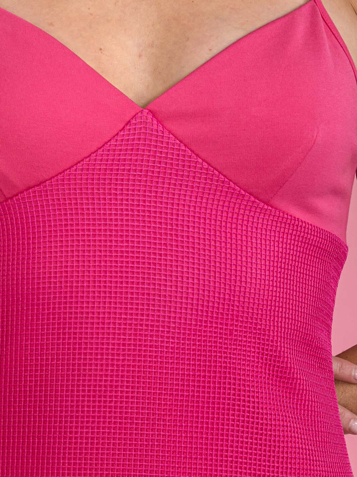 WOMEN'S SLEEVELESS V-NECK BODYCON MINI DRESS (Copy)