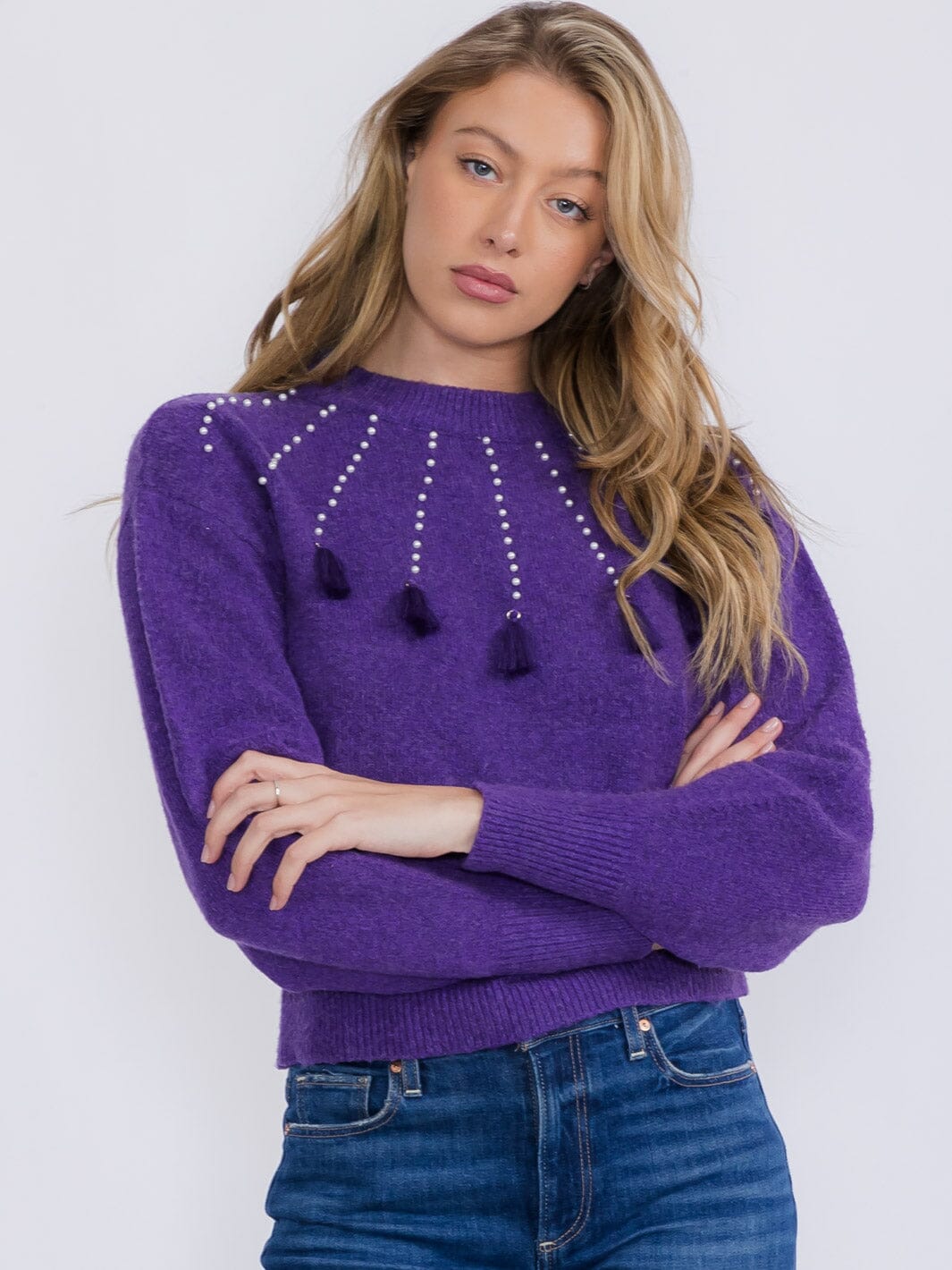 WOMEN'S LONG SLEEVE PEARL TASSEL FUZZY PULLOVER SWEATER