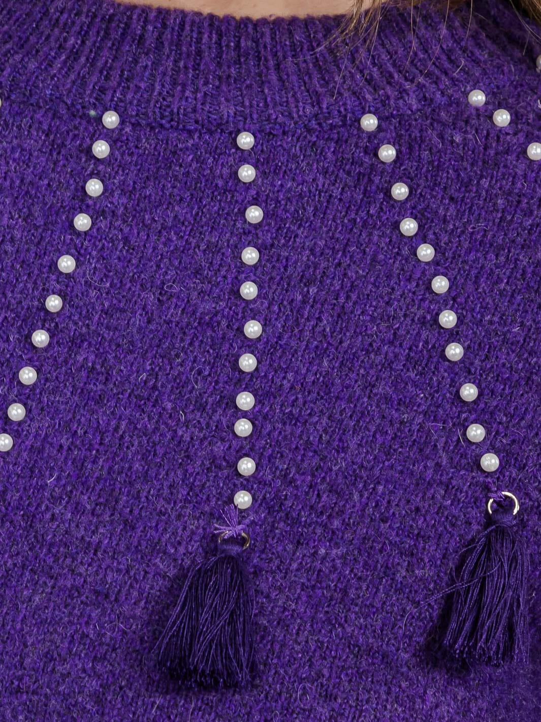 WOMEN'S LONG SLEEVE PEARL TASSEL FUZZY PULLOVER SWEATER