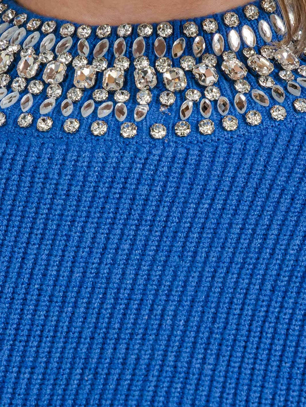 WOMEN'S LONG SLEEVE TRIM STUDS DETAILED PULLOVER SWEATER