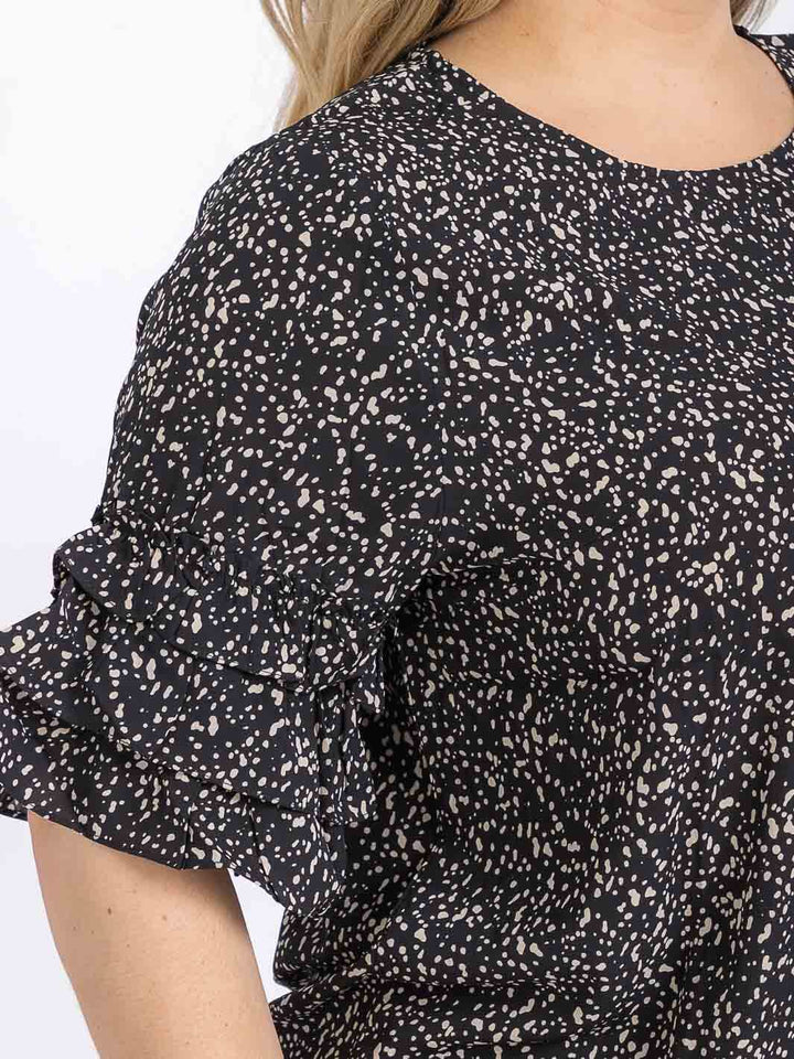 PLUS SIZE SHORT RUFFLE SLEEVE ANIMAL PRINT BLOUSE