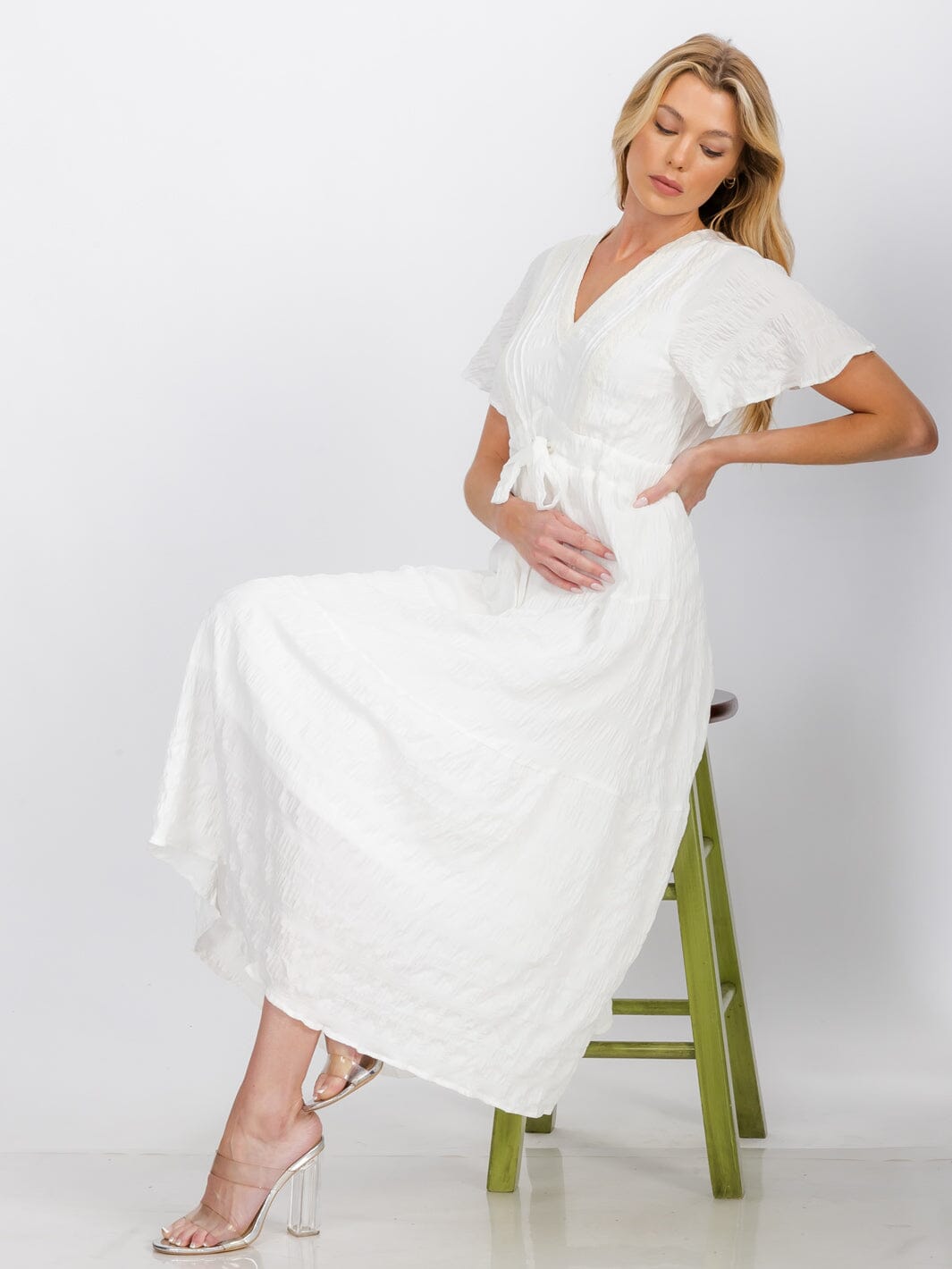 WOMEN'S SHORT SLEEVE V-NECK SELF TIE DETAILED MAXI DRESS