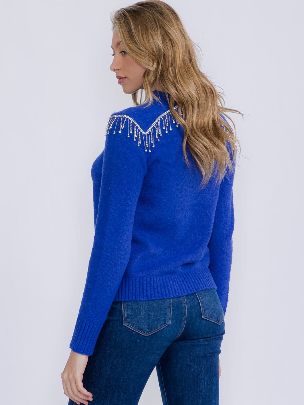 WOMEN'S LONG SLEEVE STUDS FRINGE FUZZY PULLOVER SWEATER