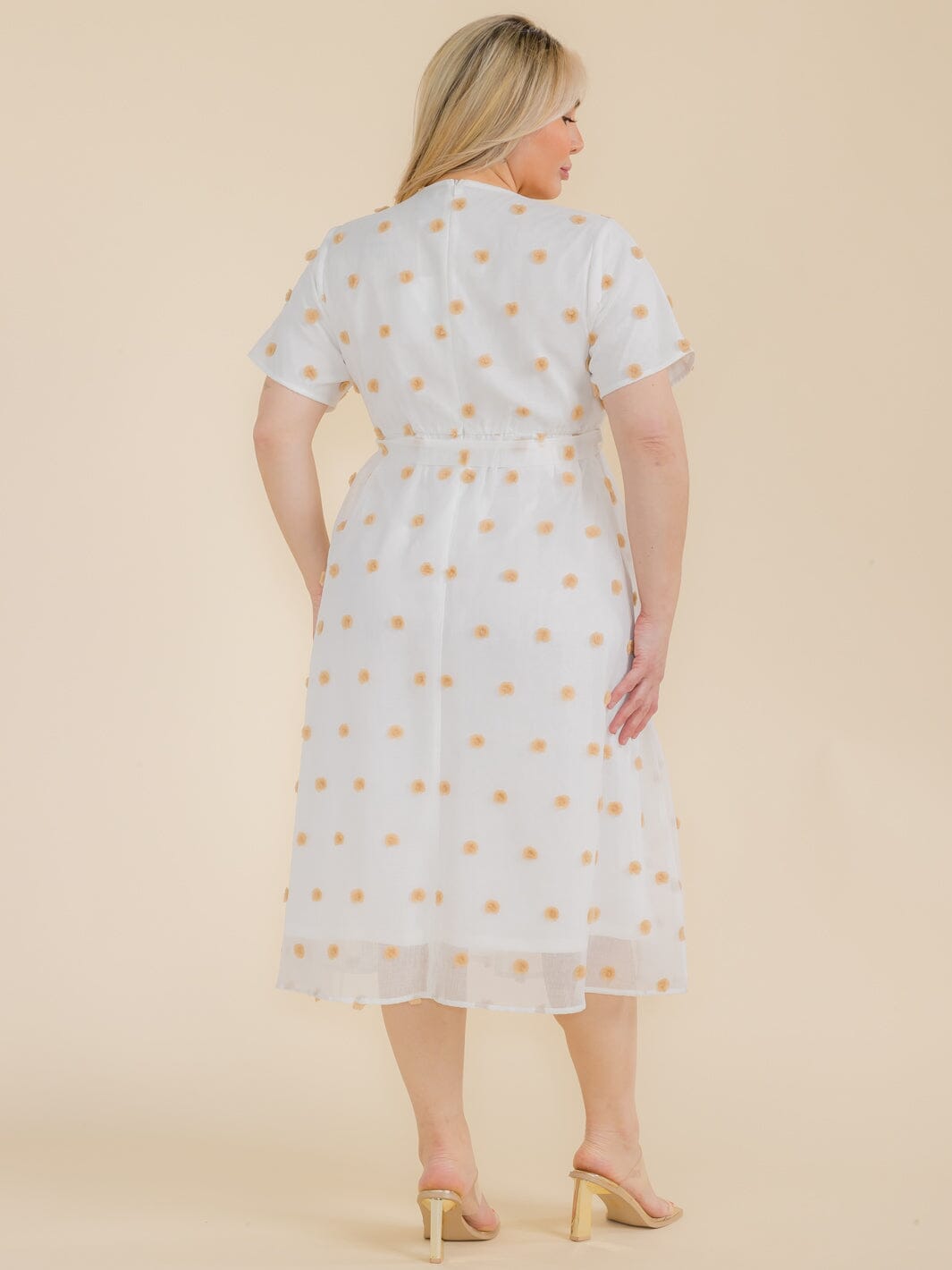 PLUS SIZE SHORT SLEEVE SWISS DOT DETAILED SELF TIE MIDI DRESS