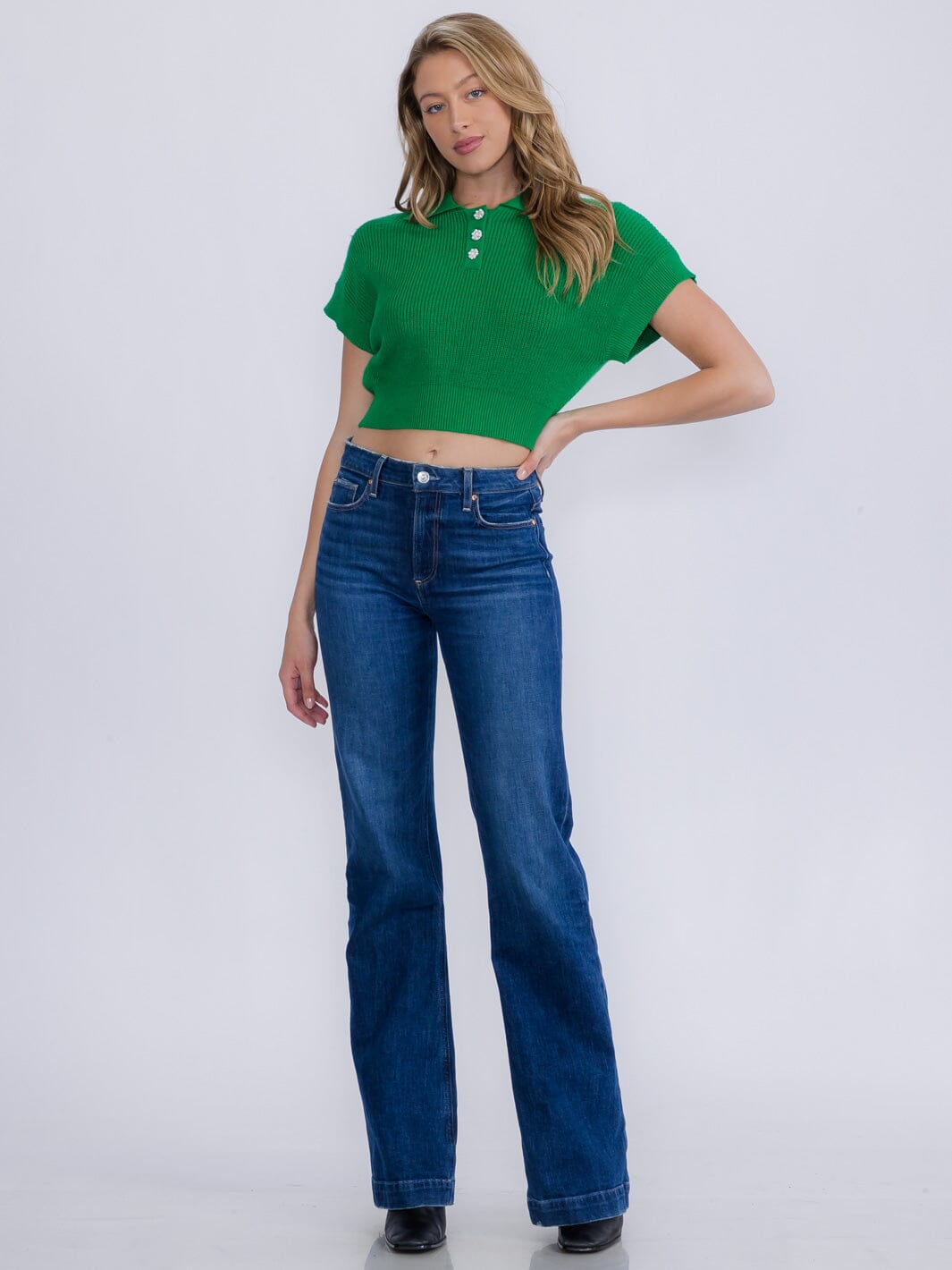 WOMEN'S SHORT SLEEVE BUTTON UP RIBBED CROP TOP