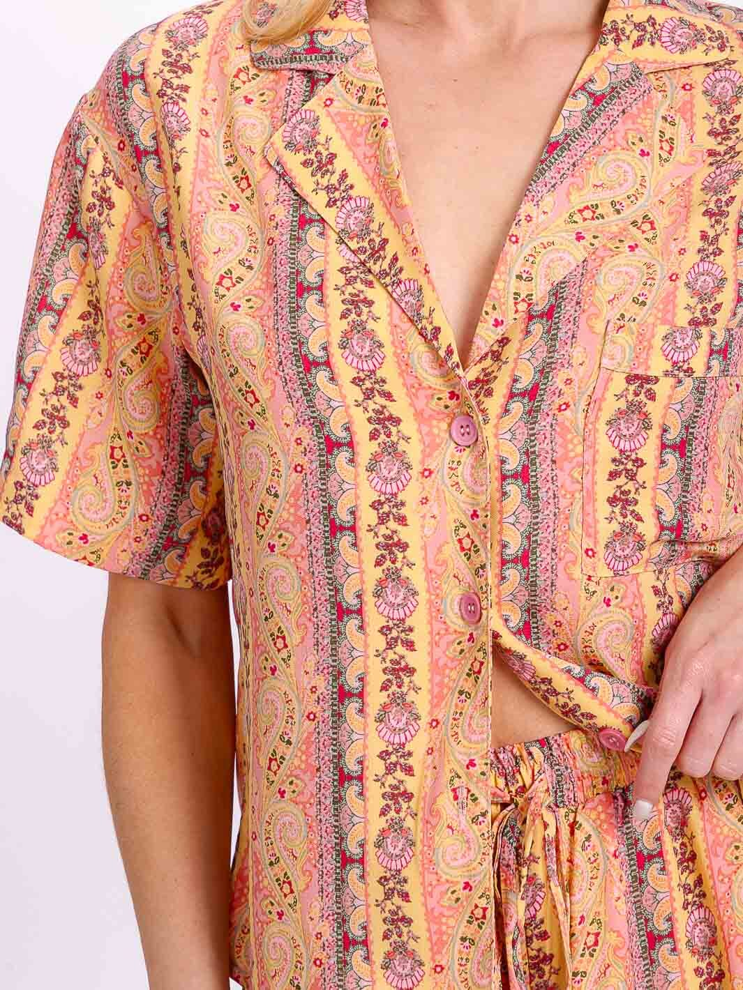 WOMEN'S SHORT SLEEVE BLOUSE & ELASTIC WAIST SHORTS MULTI PRINT 2PC. SET