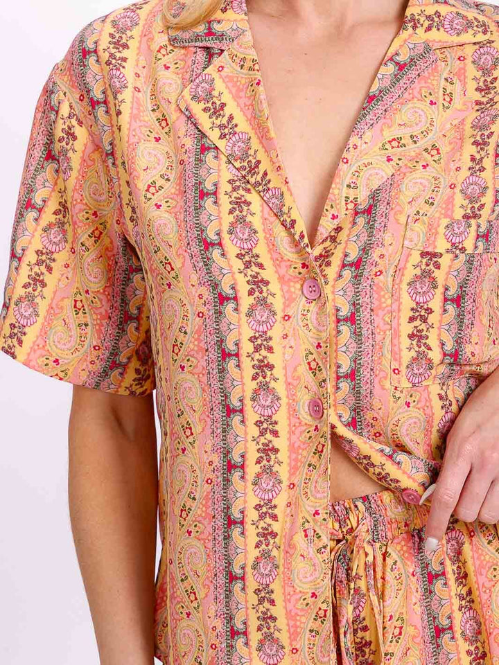 WOMEN'S SHORT SLEEVE BLOUSE & ELASTIC WAIST SHORTS MULTI PRINT 2PC. SET