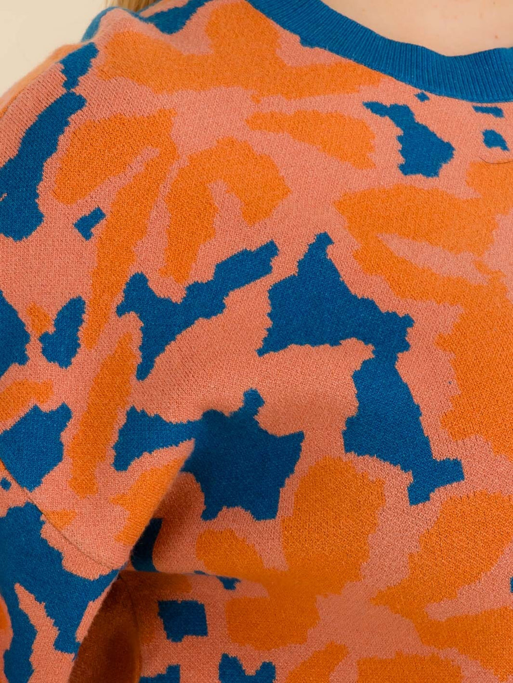 PLUS SIZE LONG SLEEVE COLORBLOCK PRINTED PULLOVER SWEATER