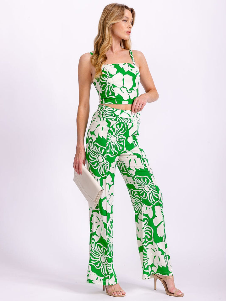 WOMEN'S SLEEVELESS SMOCK CROP TOP & ZIP UP PANTS FLORAL 2PC. SET