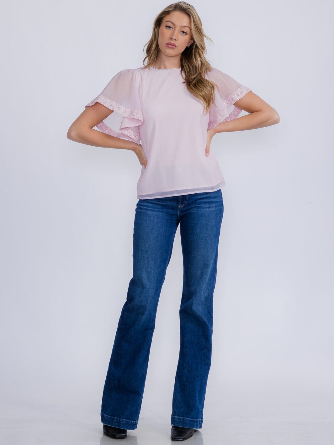 WOMEN'S SHORT SLEEVE TRIM DETAILED BLOUSE