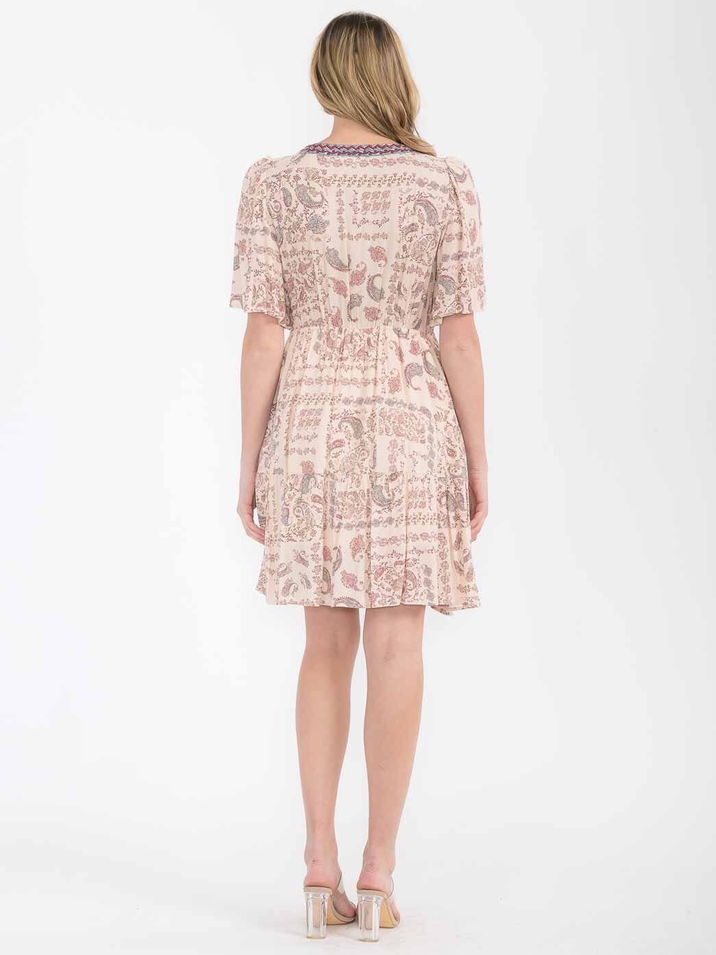 WOMEN'S SHORT SLEEVE V-NECK POCKETS PAISLEY PRINT MINI DRESS