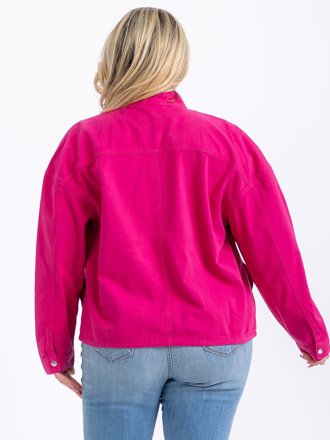 PLUS SIZE LONG SLEEVE BUTTON CLOSURE FRONT POCKETS DENIM JACKET