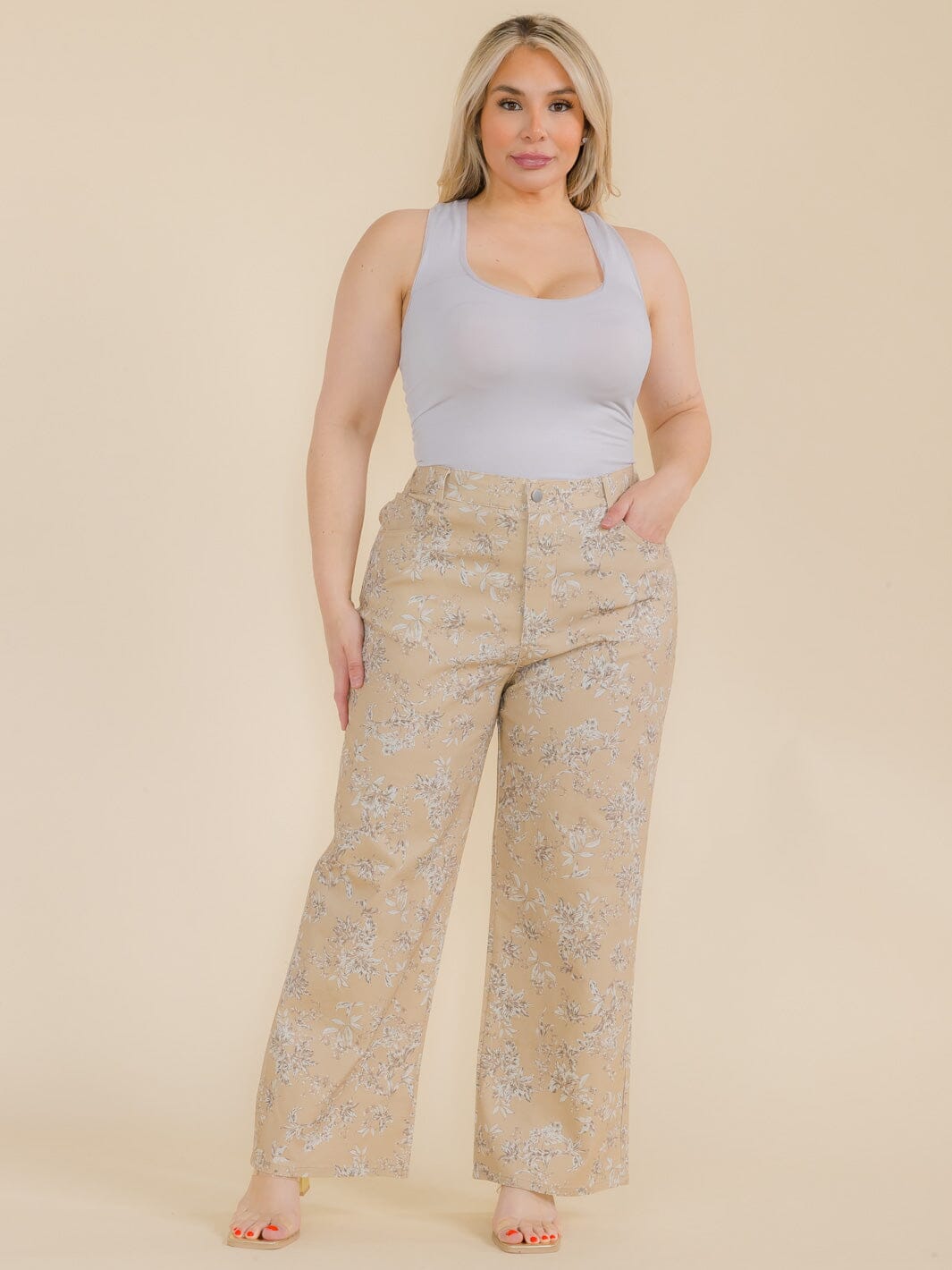PLUS SIZE BUTTON CLOSURE POCKETS FLORAL WIDE LEG DENIM PANTS