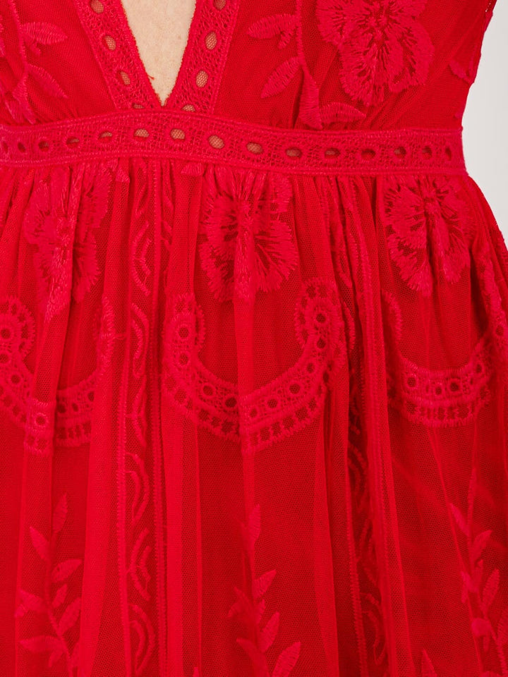 WOMEN'S SHORT SLEEVE V-NECK ALL OVER LACE MAXI DRESS