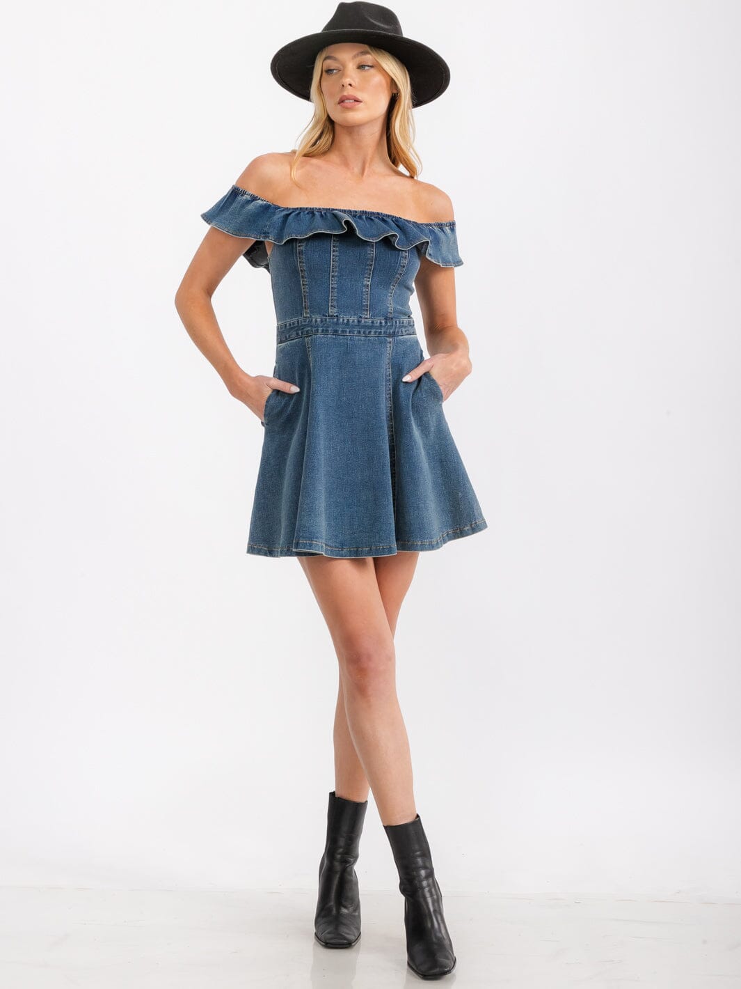WOMEN'S SLEEVELESS OFF SHOULDER RUFFLE POCKETS DENIM MINI DRESS