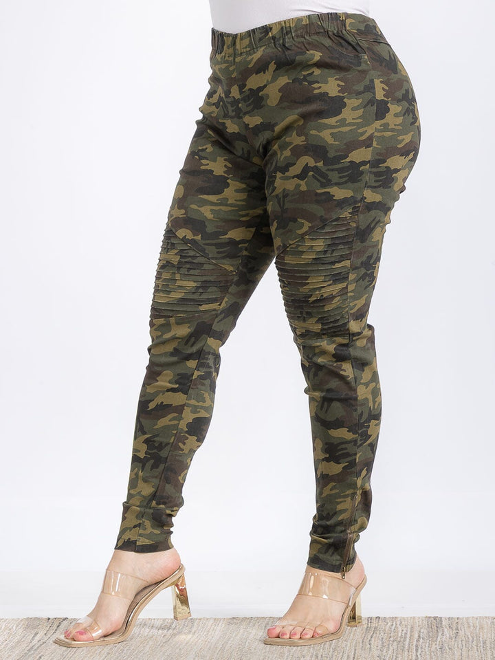 PLUS SIZE ELASTIC WAIST CAMO PRINT SKINNY PANTS