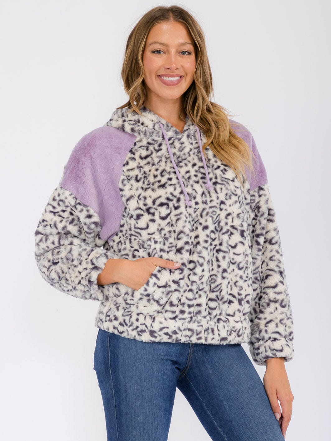 WOMEN'S LONG SLEEVE ANIMAL PRINT FRONT POCKETS HOODED PULLOVER SWEATER