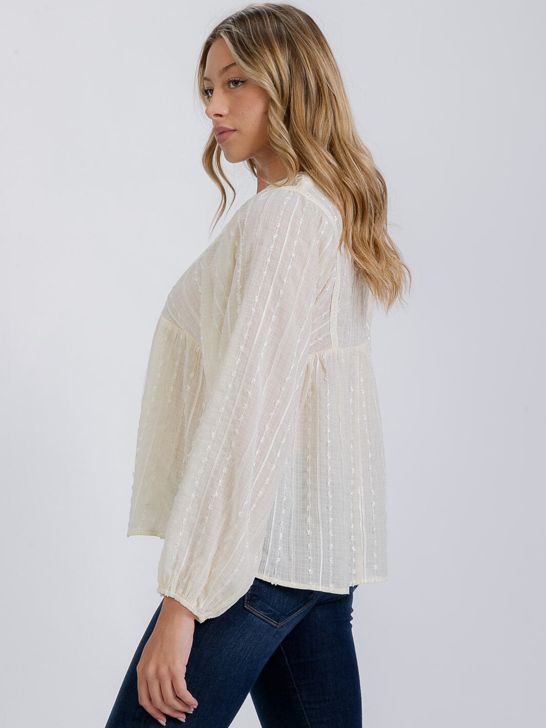 WOMEN'S LONG SLEEVE V-NECK TRIM DETAILED BLOUSE