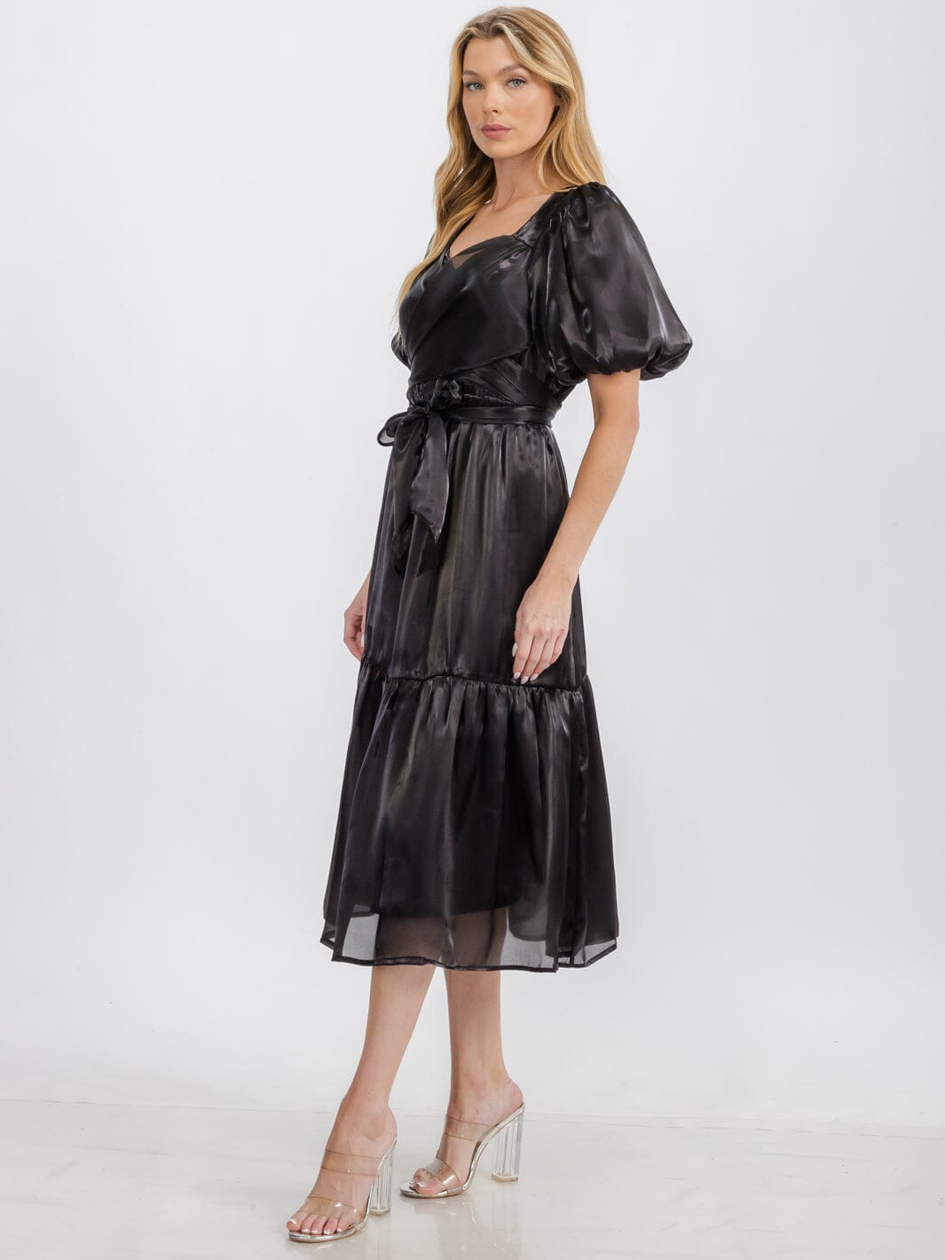 WOMEN'S SHORT PUFF SLEEVE SELF TIE SURPLICE SATIN TIERED MIDI DRESS