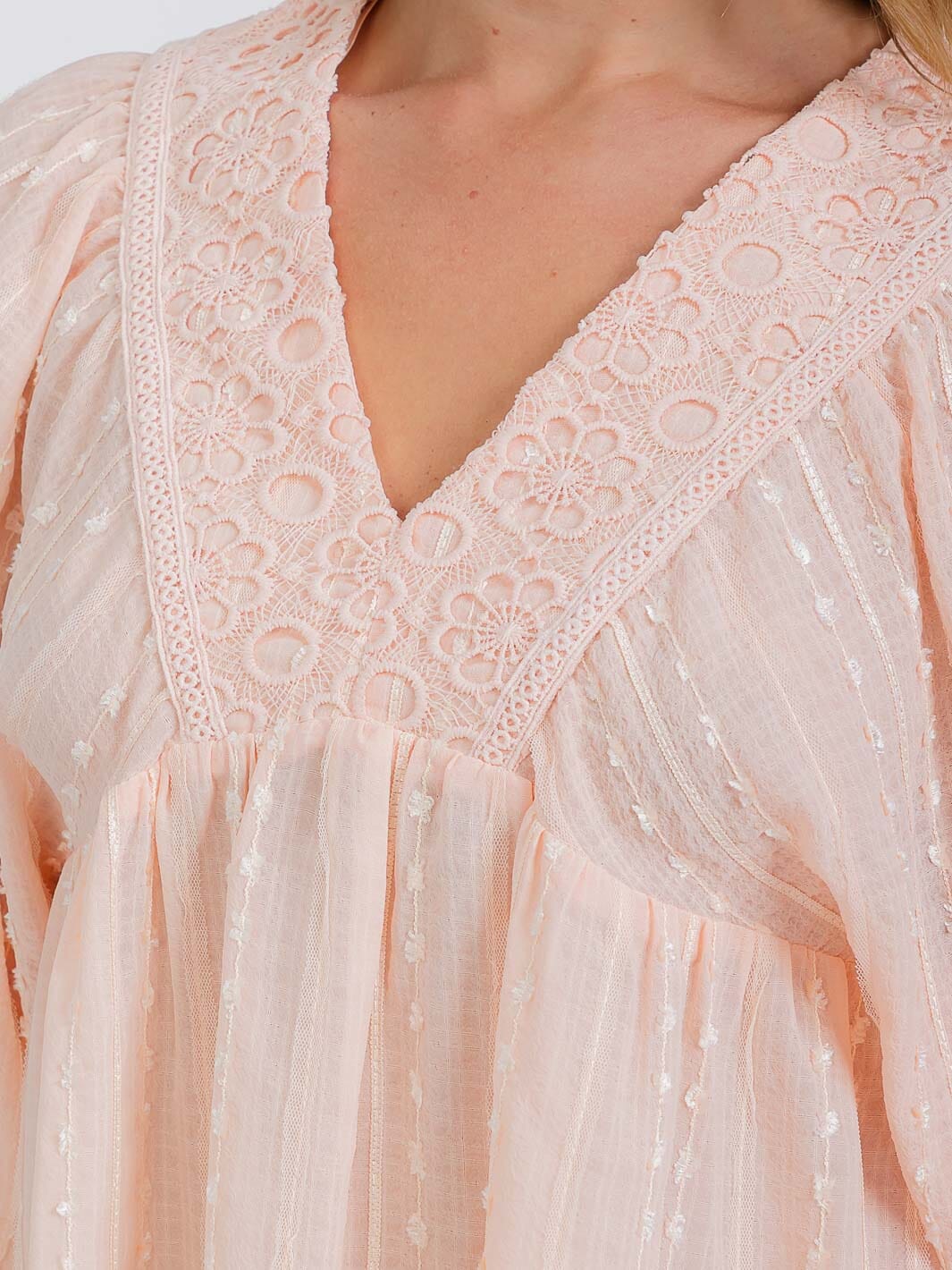 WOMEN'S LONG SLEEVE V-NECK TRIM DETAILED BLOUSE