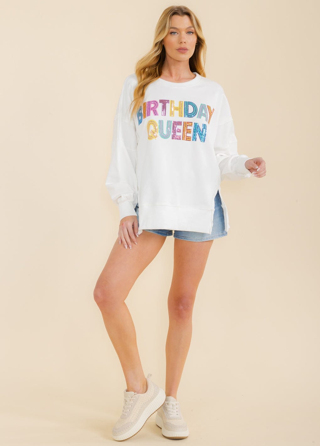 WOMEN'S LONG SLEEVE GRAPHIC PULLOVER SWEATER