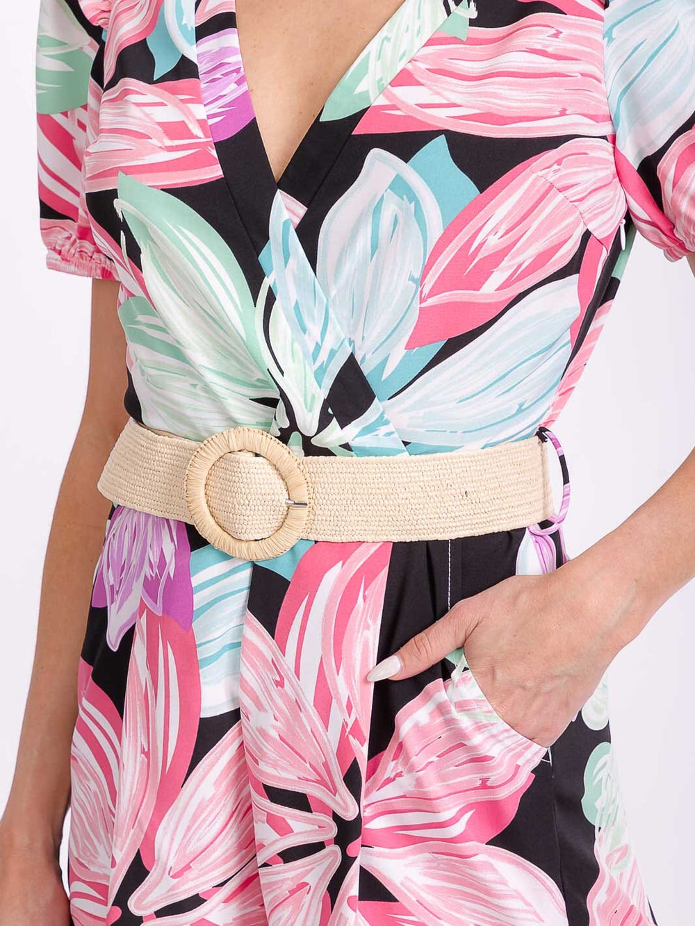 WOMEN'S SHORT PUFF SLEEVE FRONT POCKETS SURPLICE BELTED FLORAL MINI ROMPER