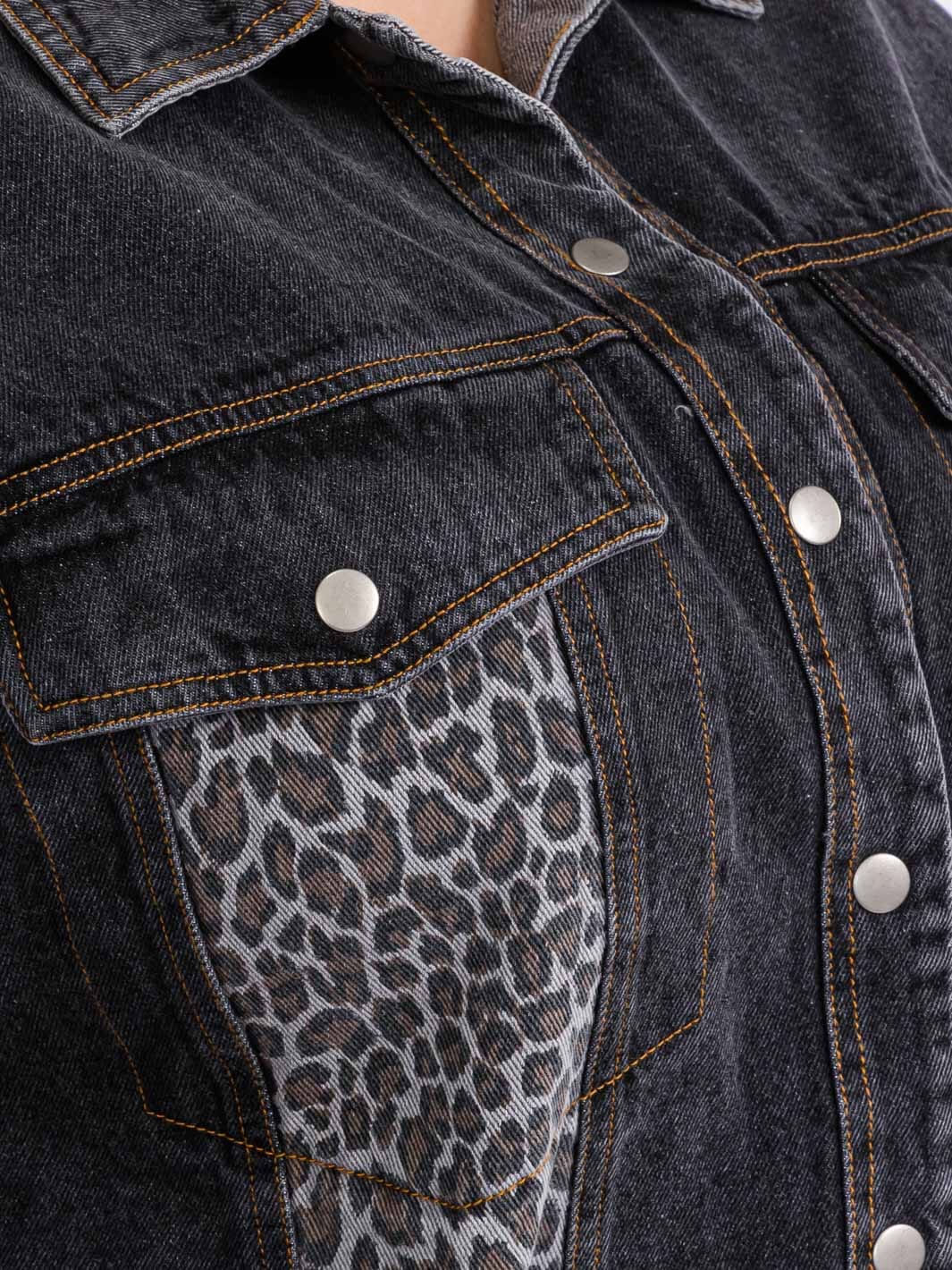 PLUS SIZE LONG SLEEVE BUTTON CLOSURE ANIMAL PRINT DENIM JACKET