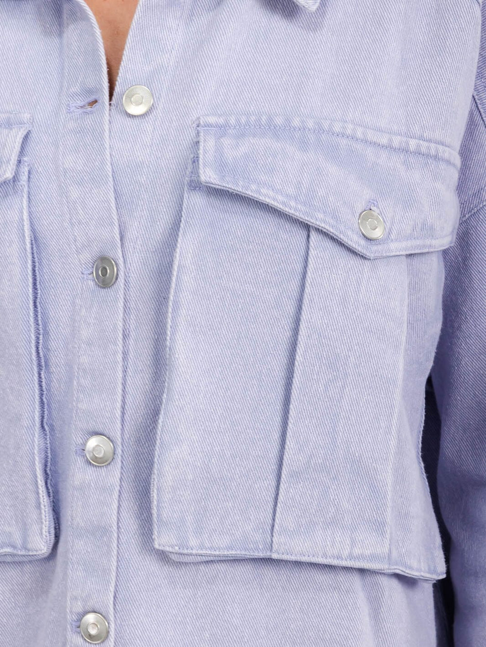 WOMEN'S LONG SLEEVE BUTTON UP FRONT POCKETS WASHED DENIM JACKET