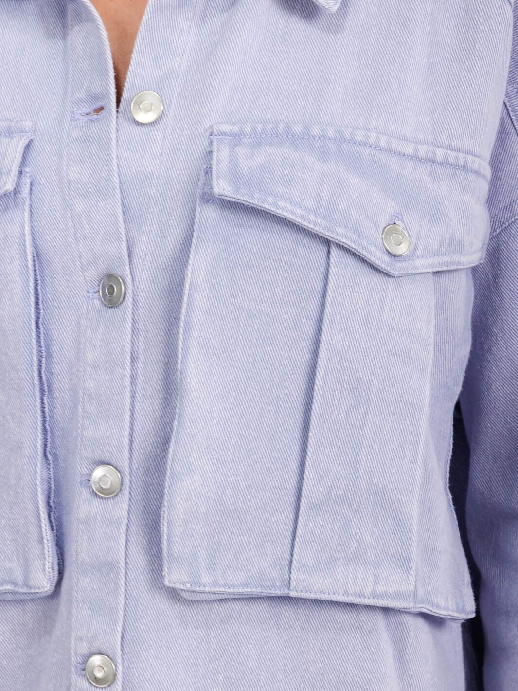 WOMEN'S LONG SLEEVE BUTTON UP FRONT POCKETS WASHED DENIM JACKET