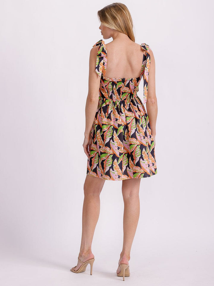 WOMEN'S SLEEVELESS V-NECK FIT & FLARE SMOCK FLORAL MINI DRESS