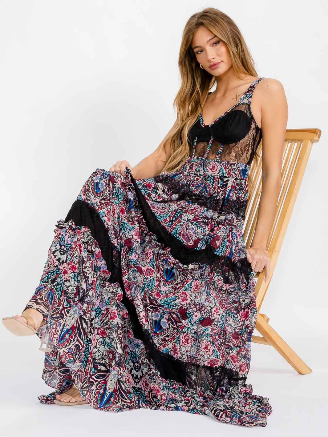 WOMEN'S SLEEVELESS V-NECK BELTED TIERED MESH FLORAL MAXI DRESS