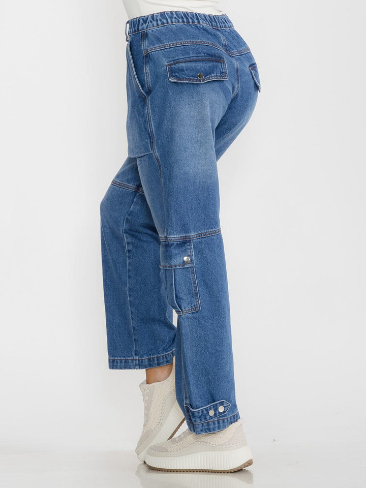 WOMEN'S BUTTON CLOSURE CARGO POCKETS WASHED DENIM PANTS