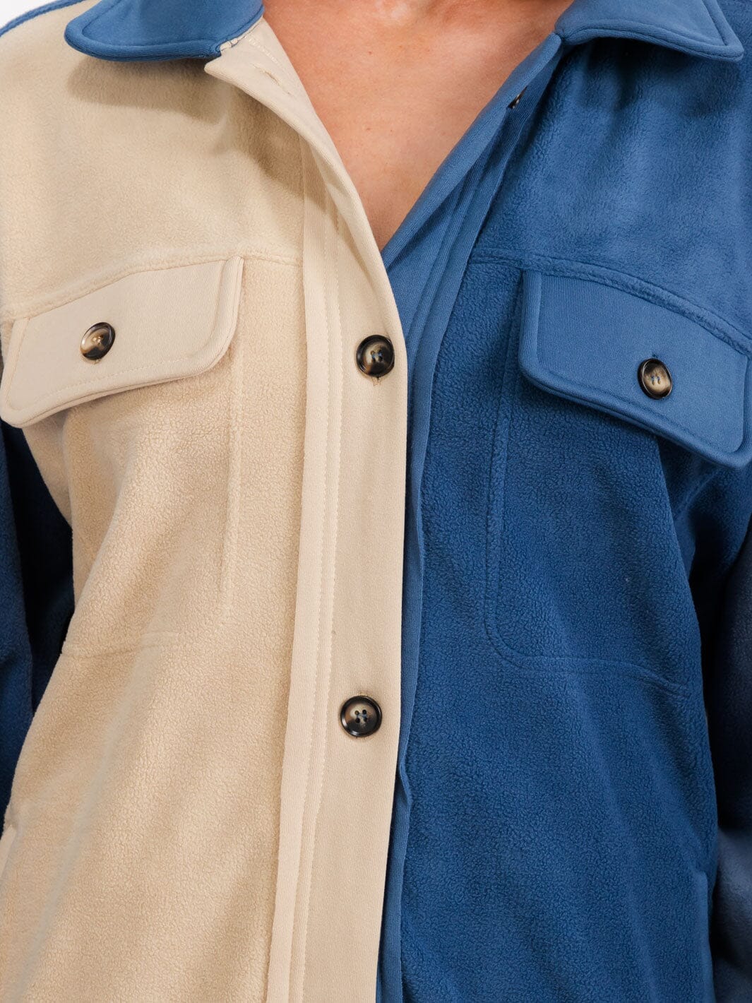 WOMEN'S LONG SLEEVE FRONT POCKETS BUTTON UP OVERSIZED COLOBLOCK SHACKET